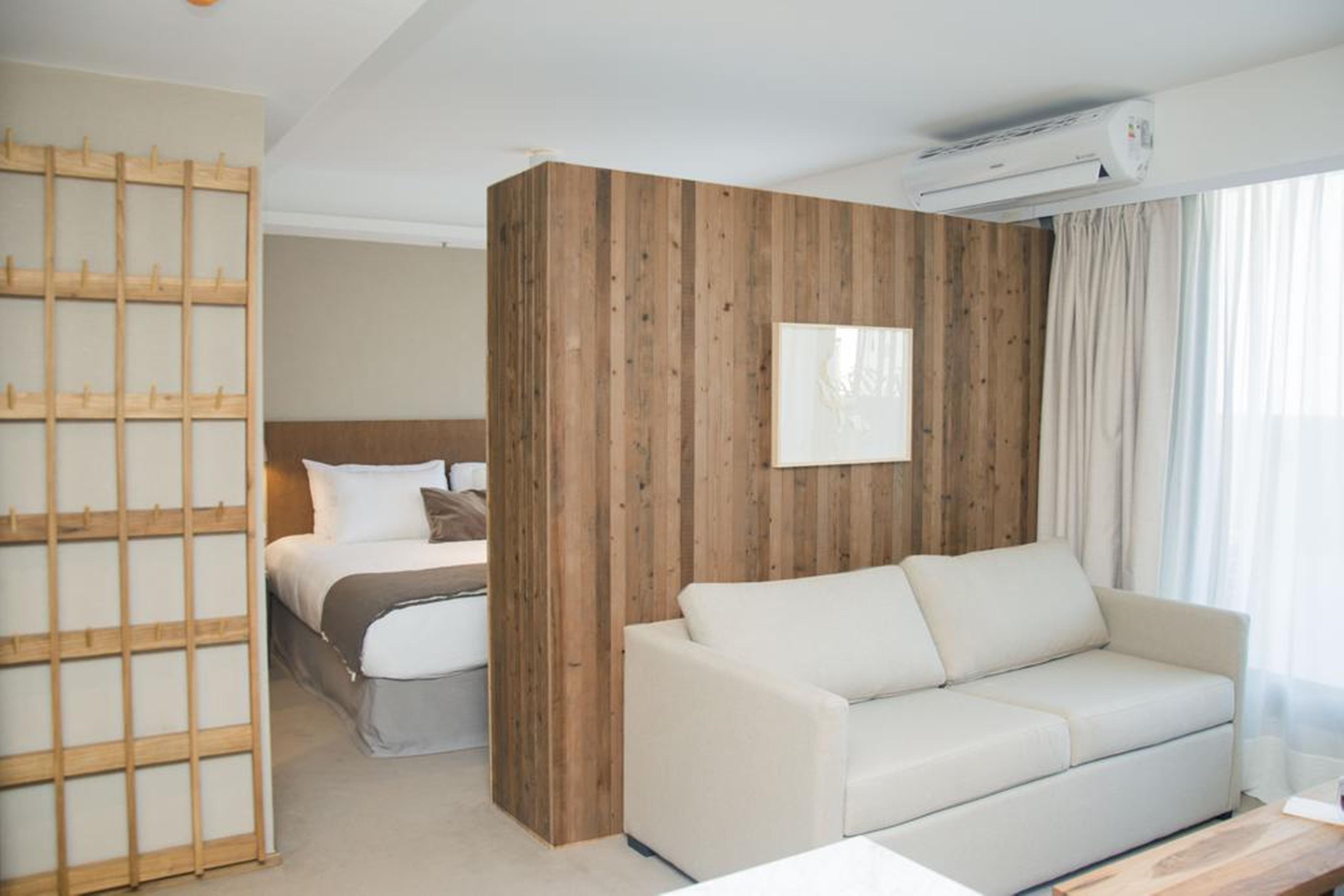 Aq Tailored Suites Buenos Aires Kültér fotó A room at the hotel